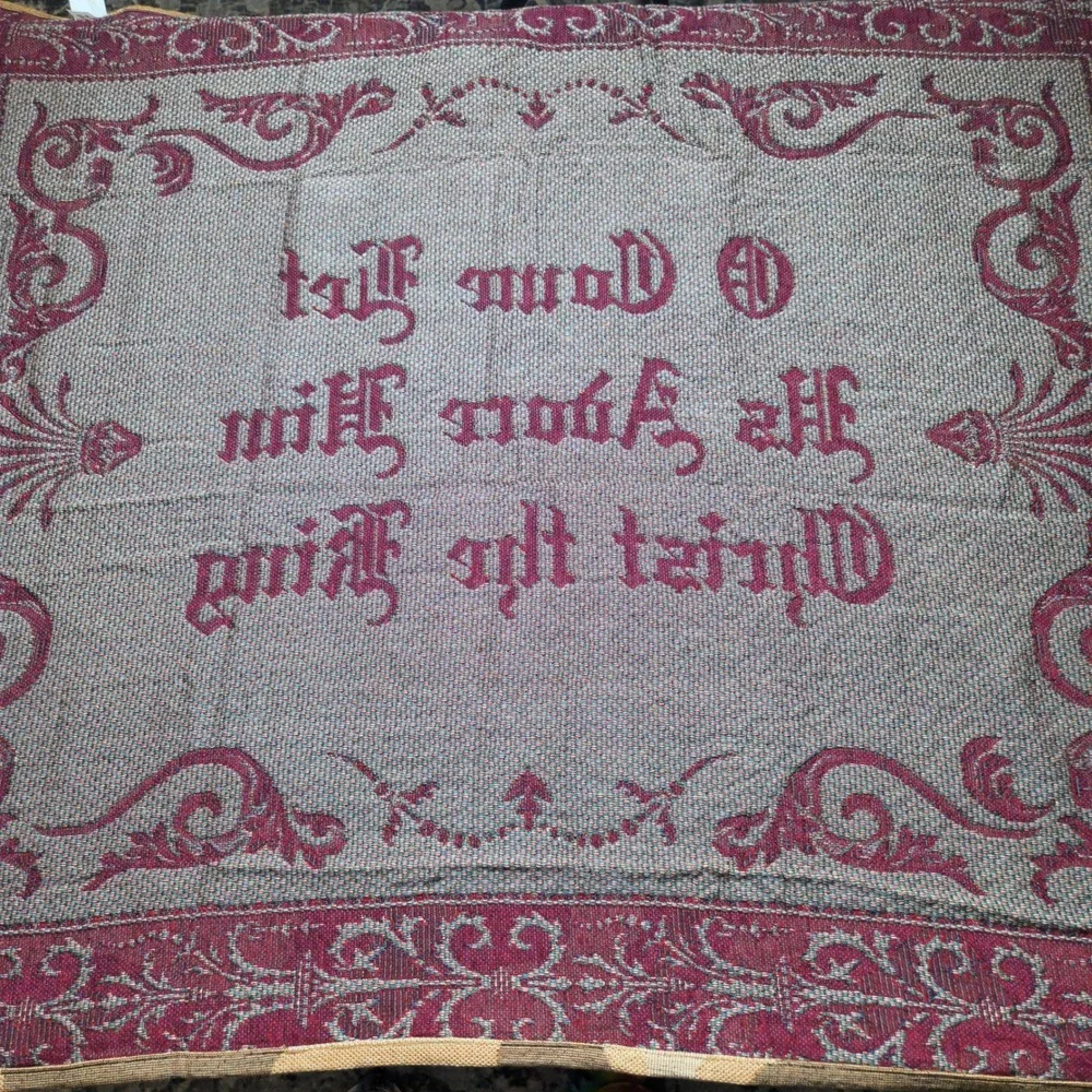 Traditional Christmas O Come Let Us Adore‎ Him Christ the King Tapestry Throw